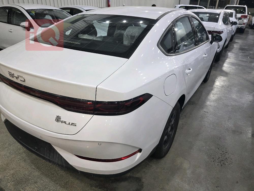 بي واي دي Qin Plus